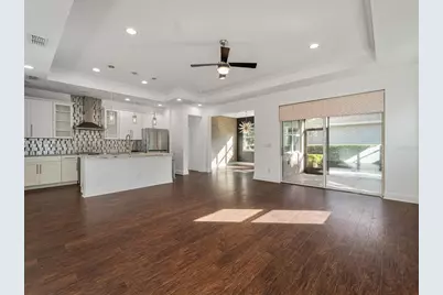 805 Molly, Sarasota, FL 34232 - Photo 3