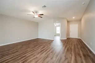 2267 Cincinnati St, North Port, FL 34286 - Photo 3