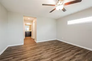 2267 Cincinnati St, North Port, FL 34286 - Photo 9