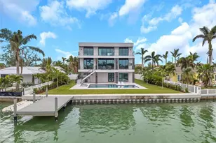 36 Dolphin Dr, Treasure Island, FL 33706 - Photo 49