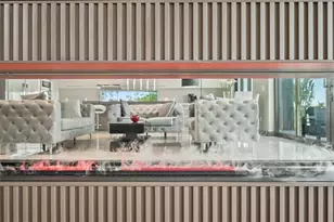 36 Dolphin Dr, Treasure Island, FL 33706 - Photo 15