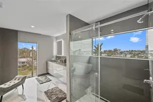 36 Dolphin Dr, Treasure Island, FL 33706 - Photo 41