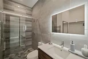 36 Dolphin Dr, Treasure Island, FL 33706 - Photo 45