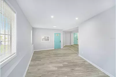 10714 N Central Avenue, Tampa, FL 33612 - Photo 11