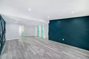 10714 N Central Ave, Tampa, FL 33612 - Photo 15