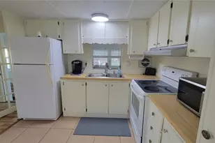 60 Fifth St, Punta Gorda, FL 33982 - Photo 11