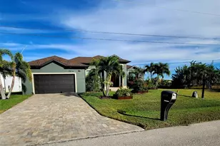 8304 Antwerp Cir, Port Charlotte, FL 33981 - Photo 3