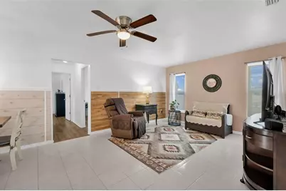 625 Ennis Terrace NW, Port Charlotte, FL 33952 - Photo 17