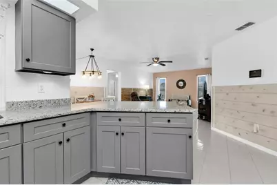 625 Ennis Terrace NW, Port Charlotte, FL 33952 - Photo 13