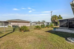 8250 Pickwick Rd, North Port, FL 34287 - Photo 33