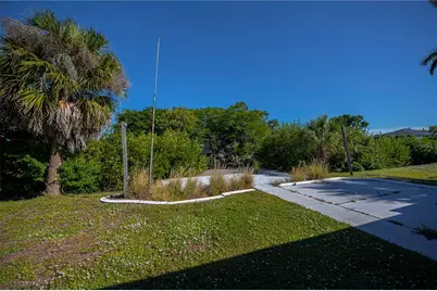 2820 Marlin Place, Punta Gorda, FL 33950 - Photo 57