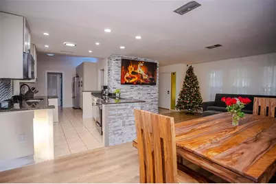 2719 Forest Knoll Drive, Sarasota, FL 34232 - Photo 5