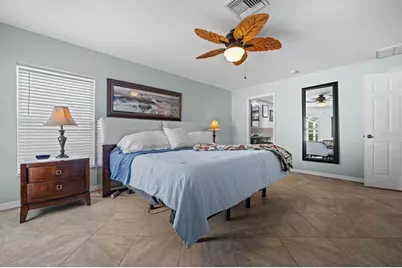 121 NE 11th Terrace, Cape Coral, FL 33909 - Photo 13