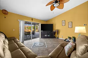 121 NE 11th Terrace, Cape Coral, FL 33909 - Photo 11