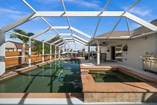 121 NE 11th Terrace, Cape Coral, FL 33909 - Photo 25