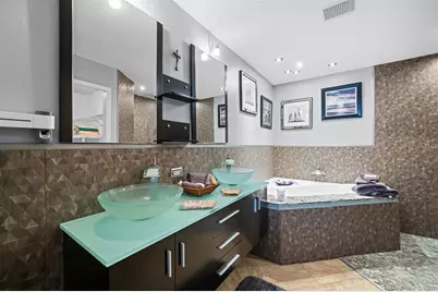 121 NE 11th Terrace, Cape Coral, FL 33909 - Photo 15