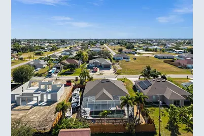 121 NE 11th Terrace, Cape Coral, FL 33909 - Photo 37