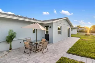 1940 Pennsylvania Ave, Englewood, FL 34224 - Photo 39