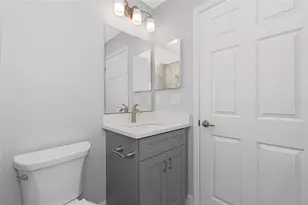 2098 Wheeling Ave, North Port, FL 34288 - Photo 21