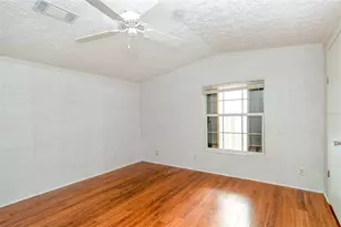 10 Holland Dr, Punta Gorda, FL 33950 - Photo 9