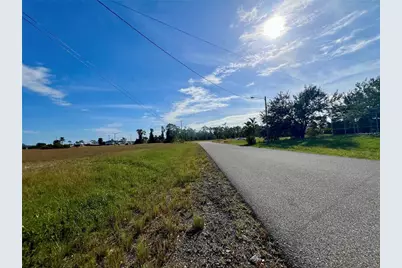 1515 NE 32nd Lane, Cape Coral, FL 33909 - Photo 3