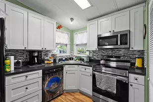 154 Rarotonga Rd, North Port, FL 34287 - Photo 9