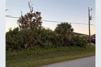 113 Opal Dr, Rotonda West, FL 33947 - Photo 1