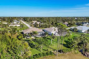 40 Tee View Ct, Rotonda West, FL 33947 - Photo 15