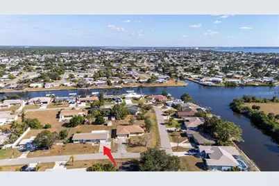 151 Emmett Avenue NE, Port Charlotte, FL 33952 - Photo 47