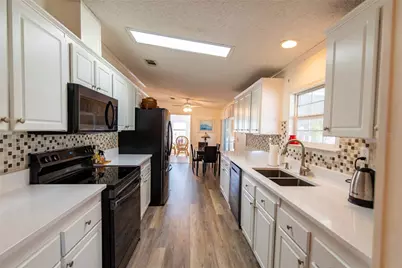 15 Rotterdam Drive, Punta Gorda, FL 33950 - Photo 3