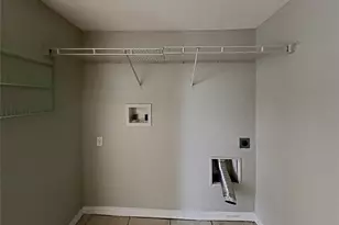 364 Chelmsford Ct, Kissimmee, FL 34758 - Photo 21