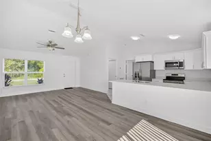 1021 SW 9th Ave, Cape Coral, FL 33991 - Photo 3