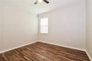 1178 Merion Dr, Mount Dora, FL 32757 - Photo 9