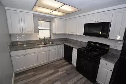 7300 Embassy Boulevard, Port Richey, FL 34668 - Photo 7