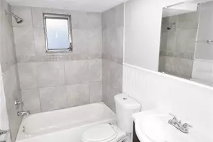 7300 Embassy Blvd, Port Richey, FL 34668 - Photo 13