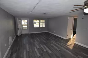 7300 Embassy Blvd, Port Richey, FL 34668 - Photo 23