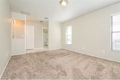 6215 65th Pl E, Palmetto, FL 34221 - Photo 9