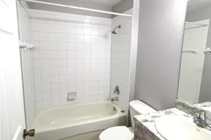 8221 Larrimore Ave, North Port, FL 34291 - Photo 15