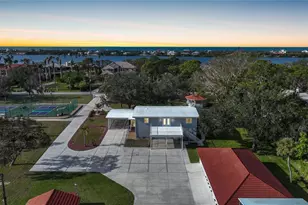 1931 Bayshore Dr, Englewood, FL 34223 - Photo 89