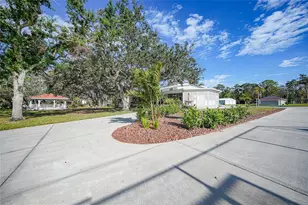 1931 Bayshore Dr, Englewood, FL 34223 - Photo 11