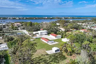 1931 Bayshore Dr, Englewood, FL 34223 - Photo 91