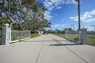 1931 Bayshore Dr, Englewood, FL 34223 - Photo 73