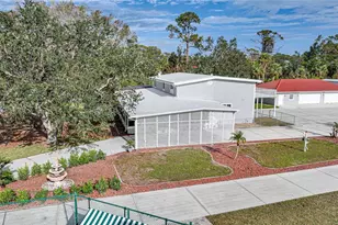 1931 Bayshore Dr, Englewood, FL 34223 - Photo 75