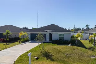 111 Naomi Pl, Rotonda West, FL 33947 - Photo 1