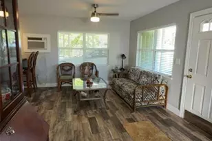 433 South Dr, Punta Gorda, FL 33950 - Photo 7