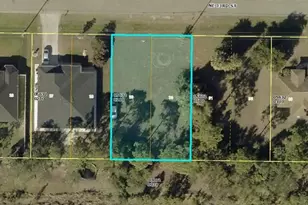 1810 NE 33rd St, Cape Coral, FL 33909 - Photo 1