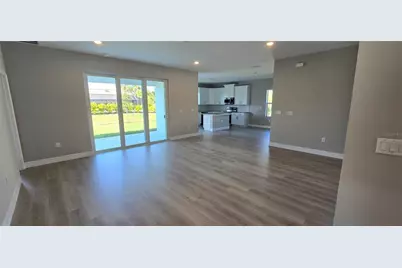 307 Mendoza Street, Punta Gorda, FL 33983 - Photo 5