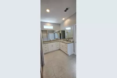 307 Mendoza Street, Punta Gorda, FL 33983 - Photo 11