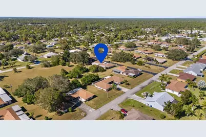 235 Thistle Court, Lehigh Acres, FL 33936 - Photo 31