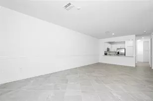 8662 St Kitts Cir, Englewood, FL 34224 - Photo 9